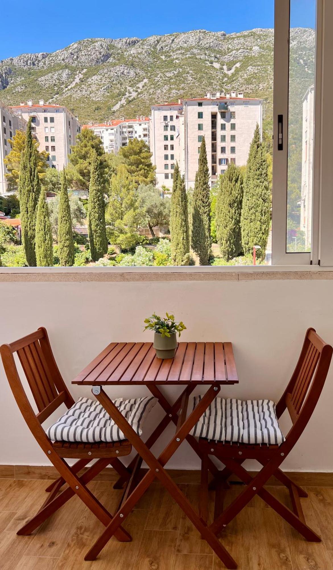 Bright & Sunny Two Bedroom Apartment ดูบรอฟนิก ภายนอก รูปภาพ
